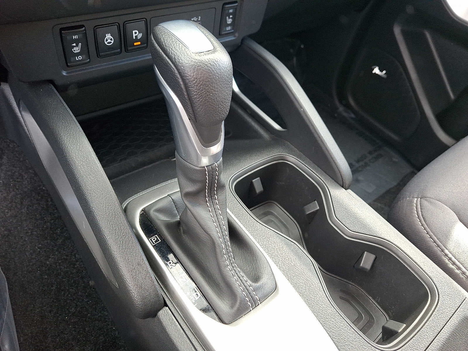 2025 Nissan Frontier Crew Cab 4x4 SV