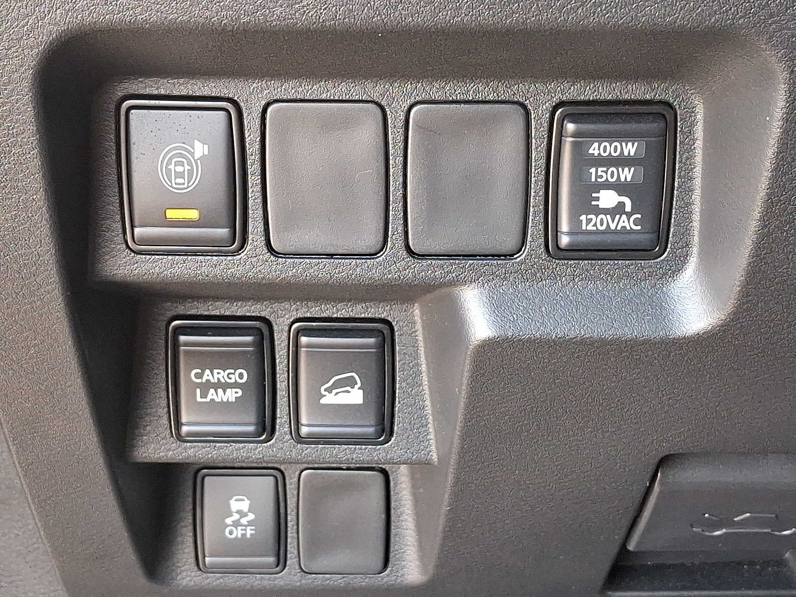 2025 Nissan Frontier Crew Cab 4x4 SV