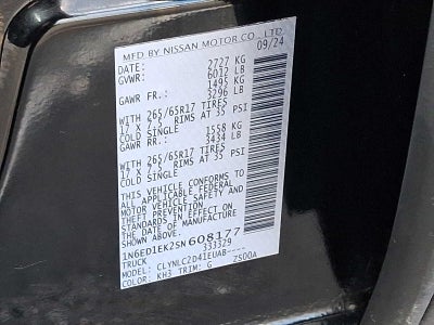 2025 Nissan Frontier Crew Cab 4x4 SV