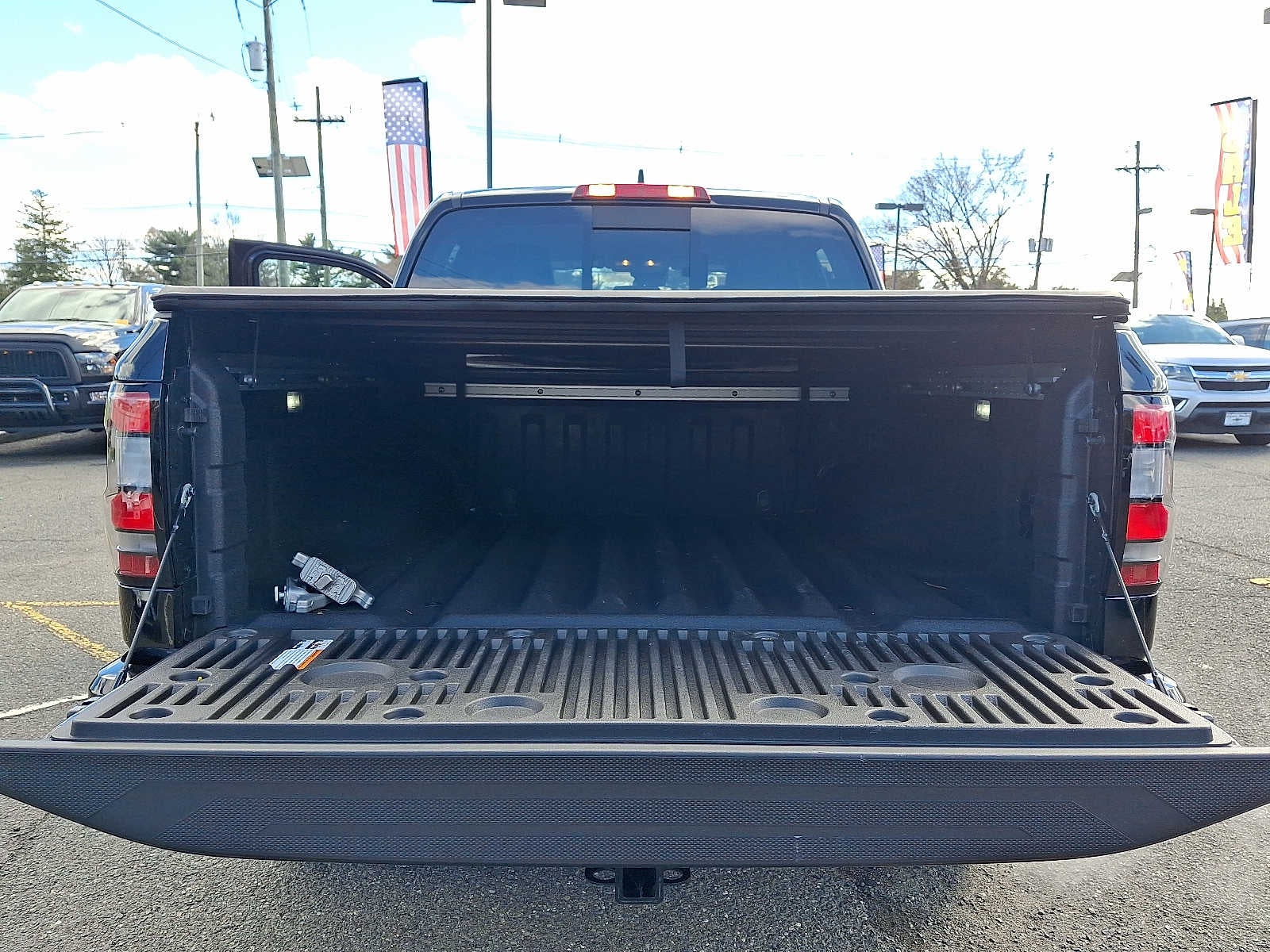 2025 Nissan Frontier Crew Cab 4x4 SV