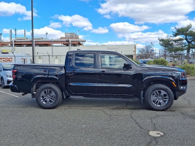 2025 Nissan Frontier Crew Cab 4x4 SV