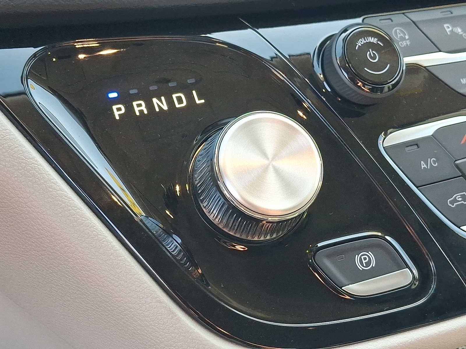 2024 Chrysler Pacifica Touring L FWD