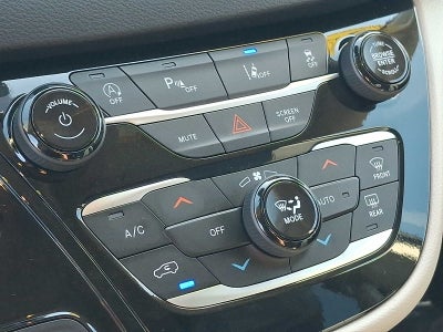 2024 Chrysler Pacifica Touring L FWD