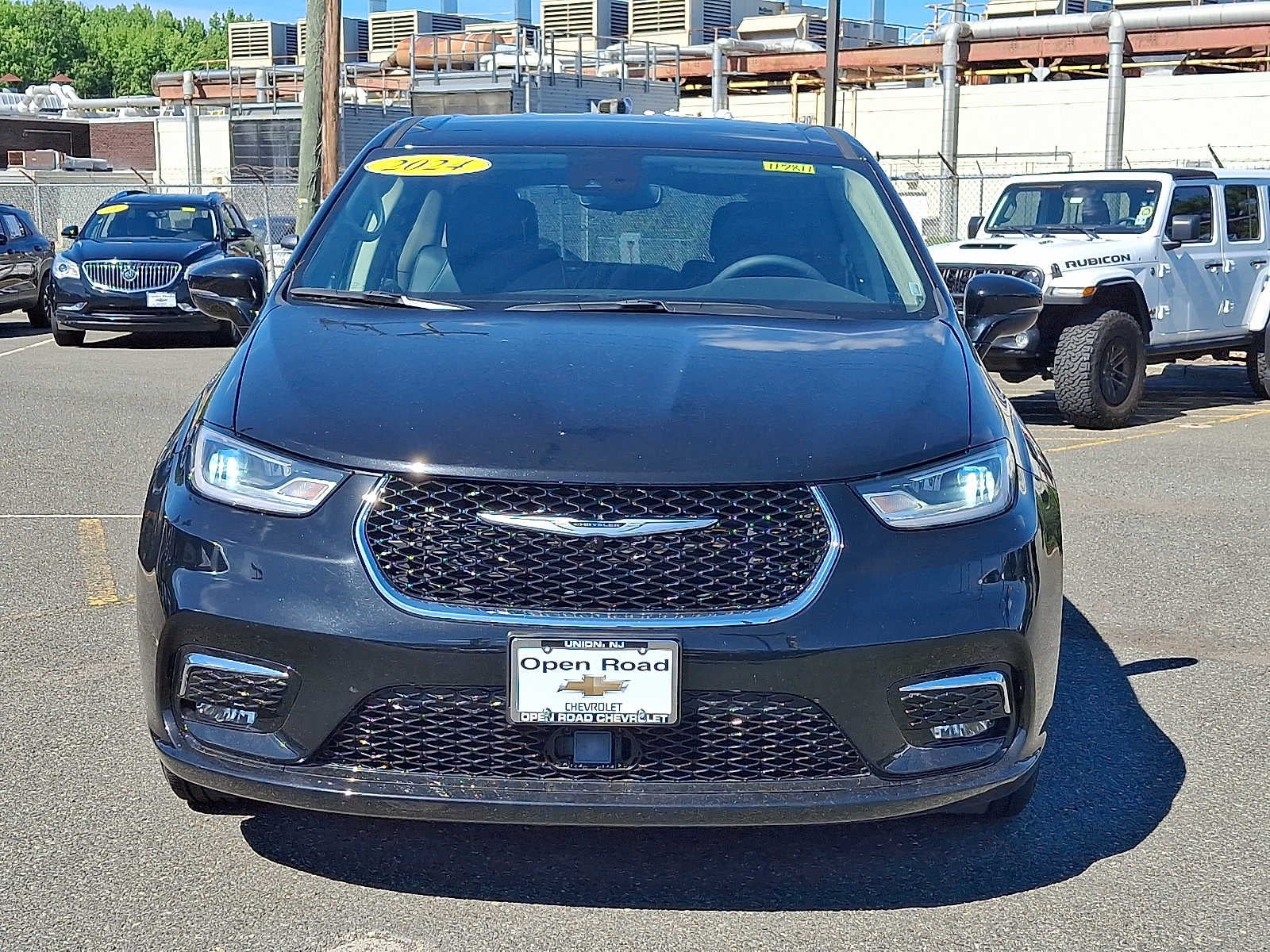 2024 Chrysler Pacifica Touring L FWD