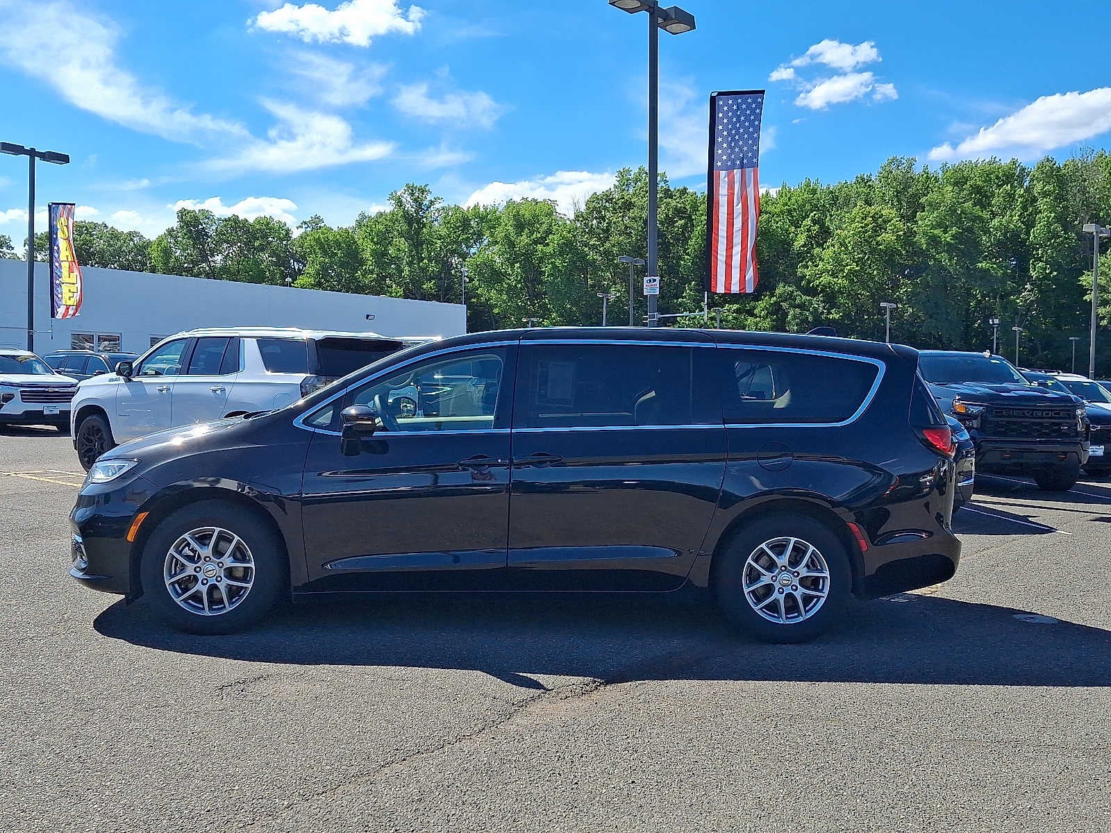 2024 Chrysler Pacifica Touring L FWD
