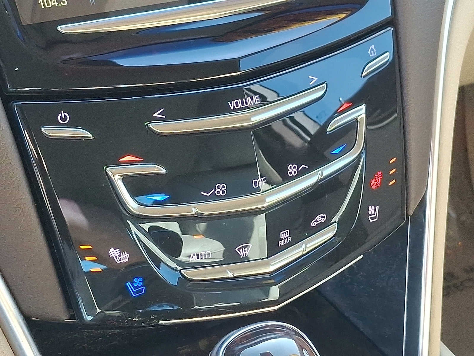 2014 Cadillac XTS 4dr Sdn Luxury FWD
