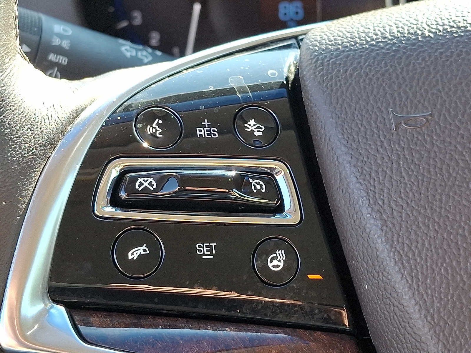 2014 Cadillac XTS 4dr Sdn Luxury FWD