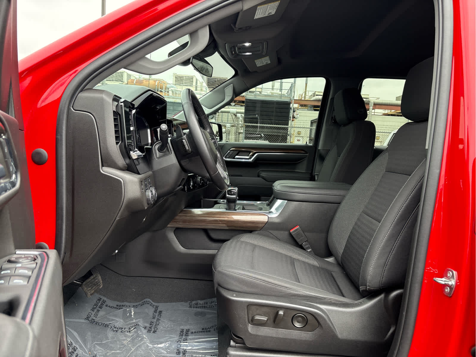 2023 Chevrolet Silverado 1500 4WD Crew Cab 147 RST