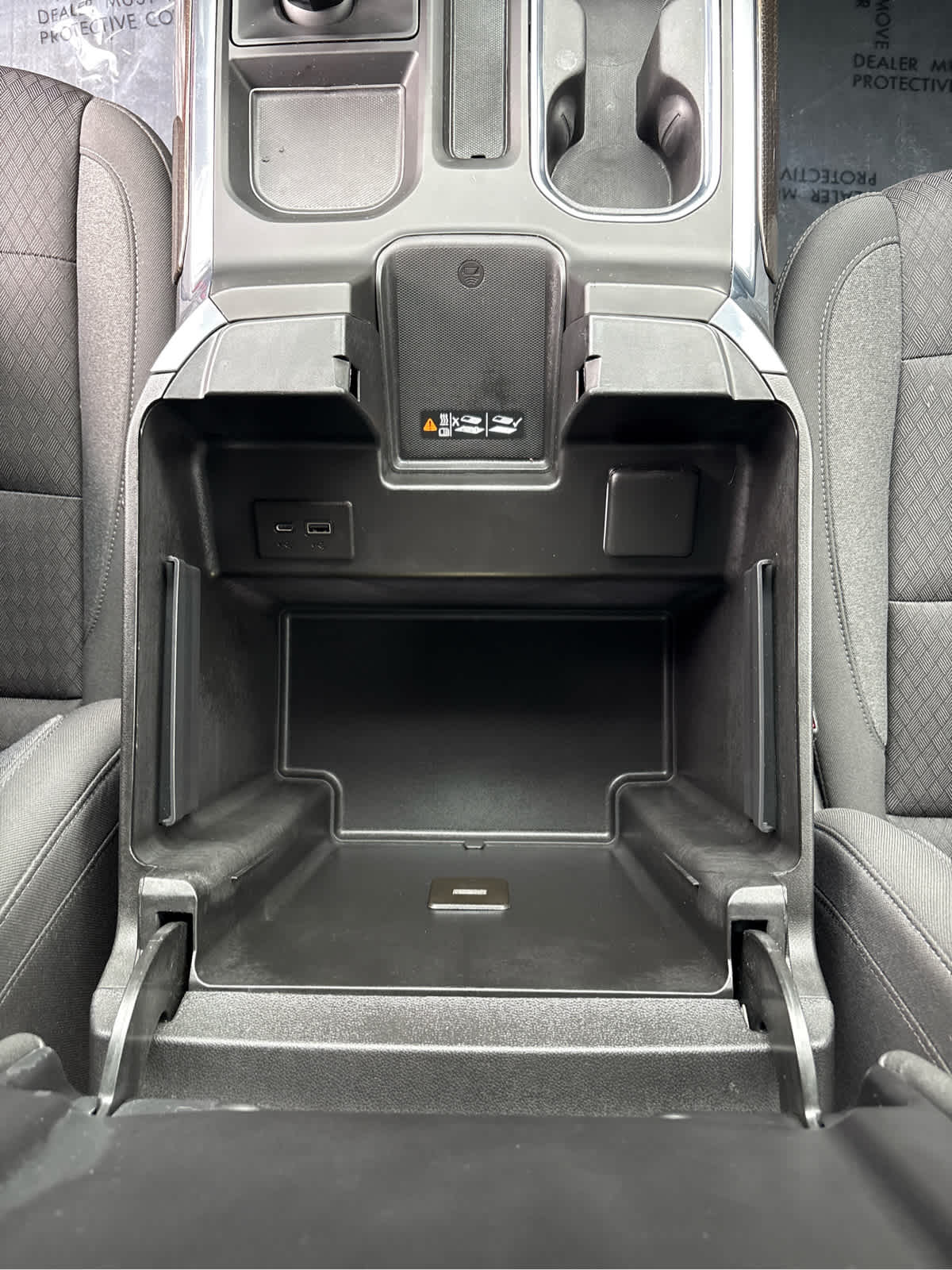 2023 Chevrolet Silverado 1500 4WD Crew Cab 147 RST