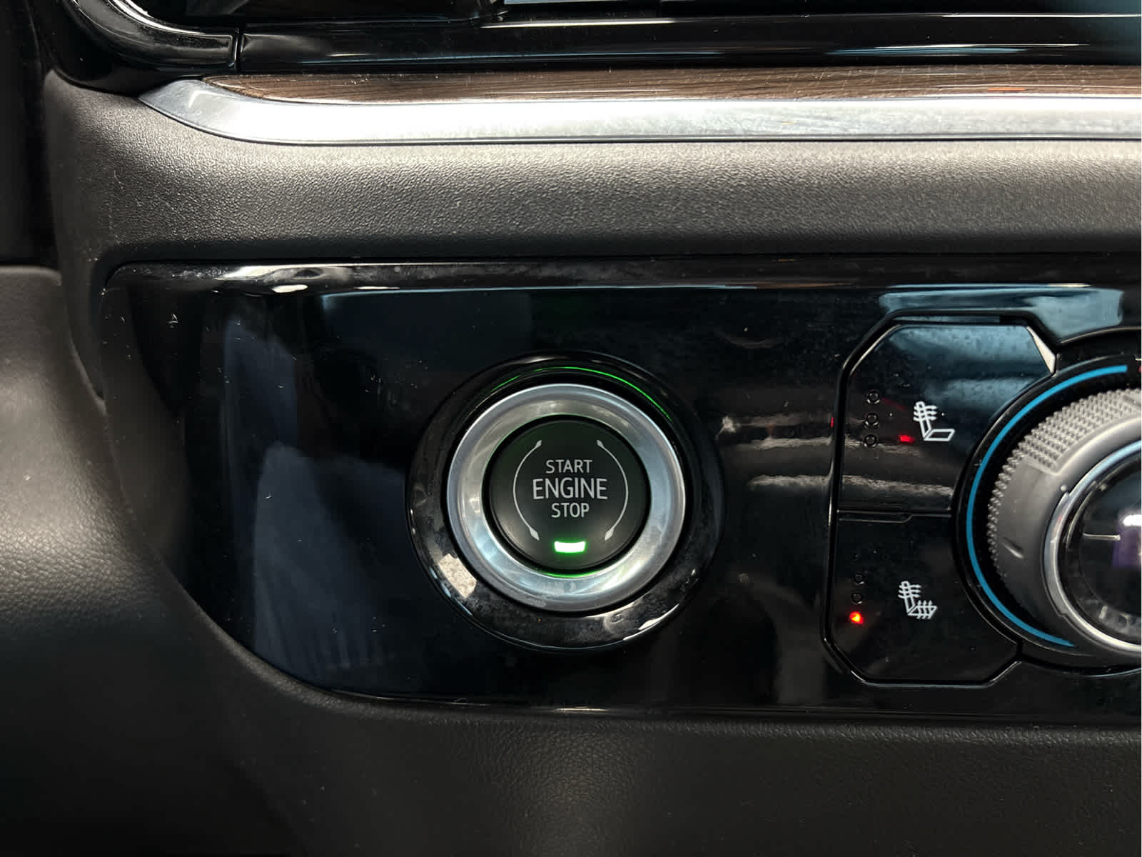 2023 Chevrolet Silverado 1500 4WD Crew Cab 147 RST