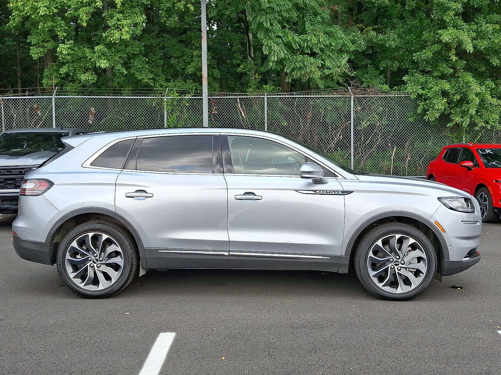 2022 Lincoln Nautilus Reserve AWD