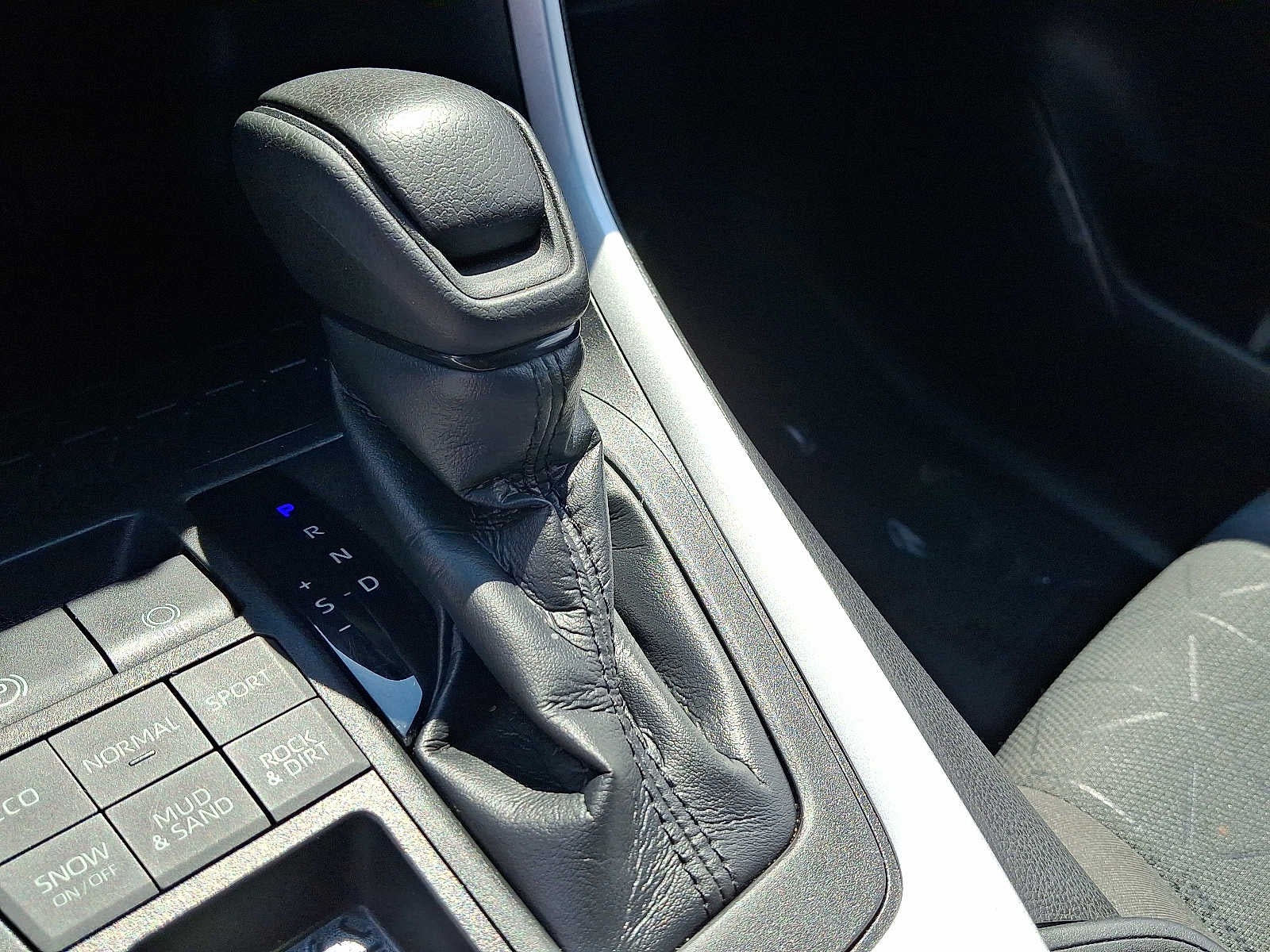 2021 Toyota RAV4 XLE AWD