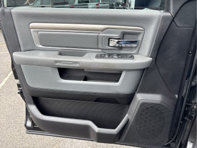 2017 RAM 2500 Big Horn 4x4 Crew Cab 64 Box