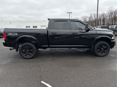 2017 RAM 2500 Big Horn 4x4 Crew Cab 64 Box