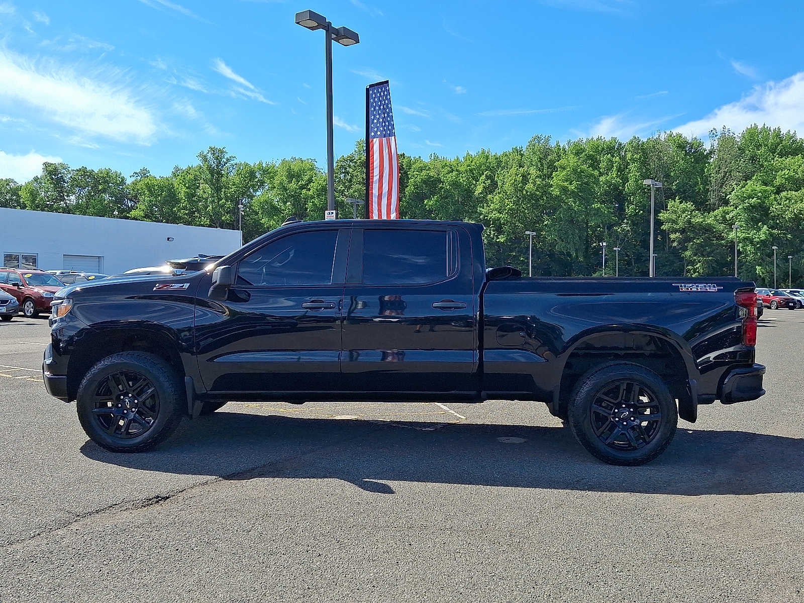 2022 Chevrolet Silverado 1500 4WD Crew Cab 147 Custom Trail Boss
