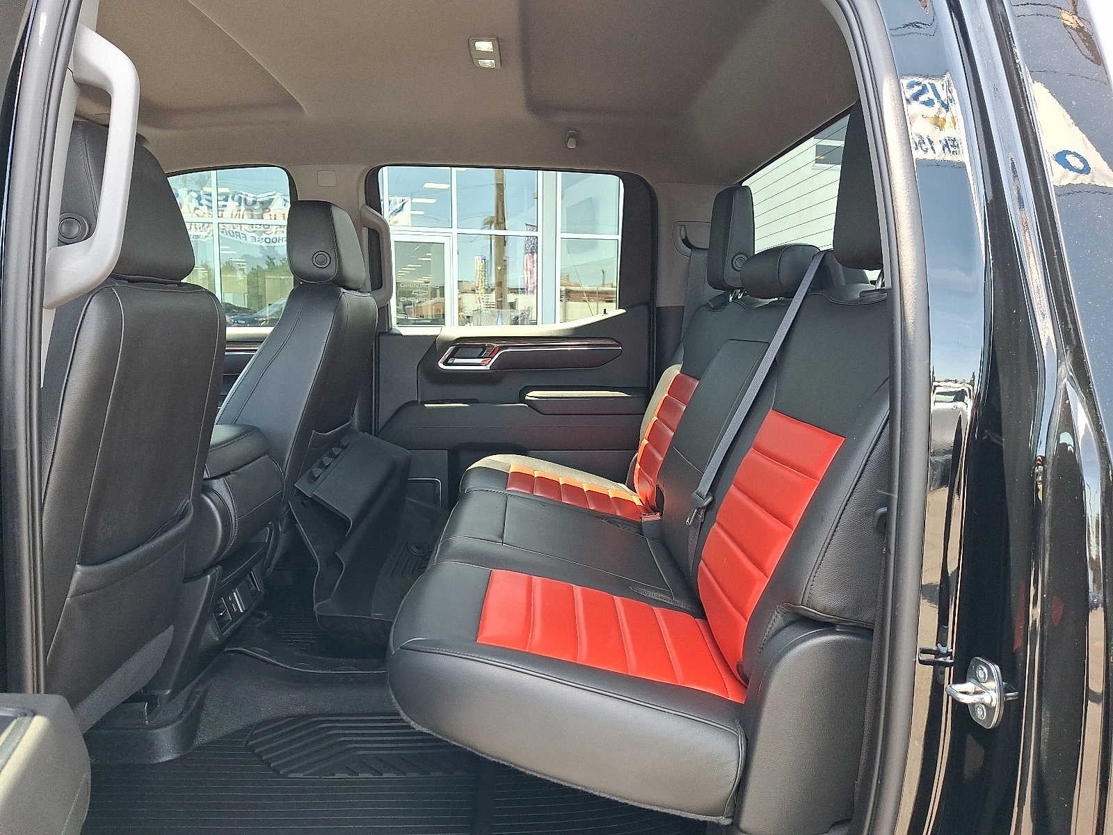 2022 Chevrolet Silverado 1500 4WD Crew Cab 147 LT Trail Boss