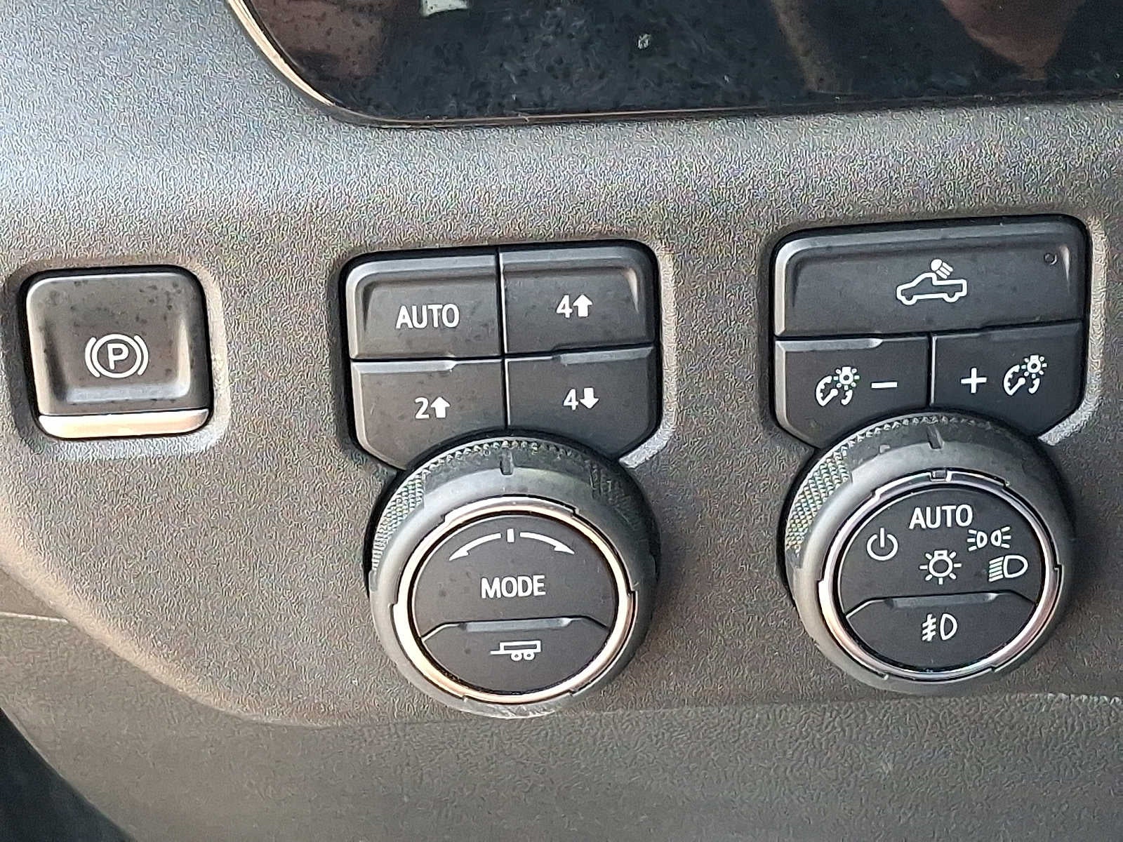 2022 Chevrolet Silverado 1500 4WD Crew Cab 147 LT Trail Boss