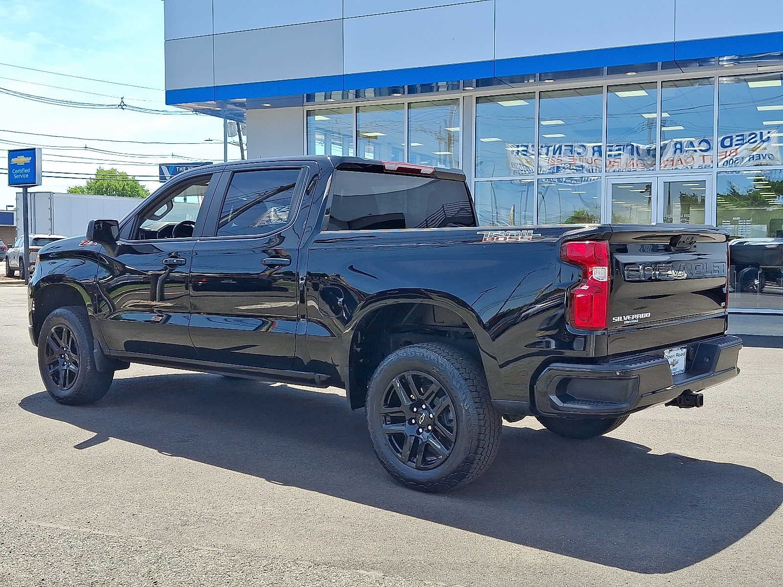 2022 Chevrolet Silverado 1500 4WD Crew Cab 147 LT Trail Boss