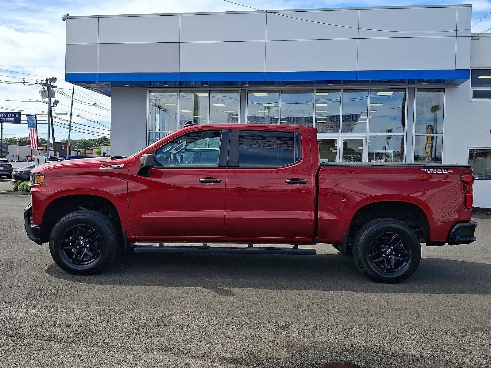 2021 Chevrolet Silverado 1500 4WD Crew Cab 147 Custom Trail Boss