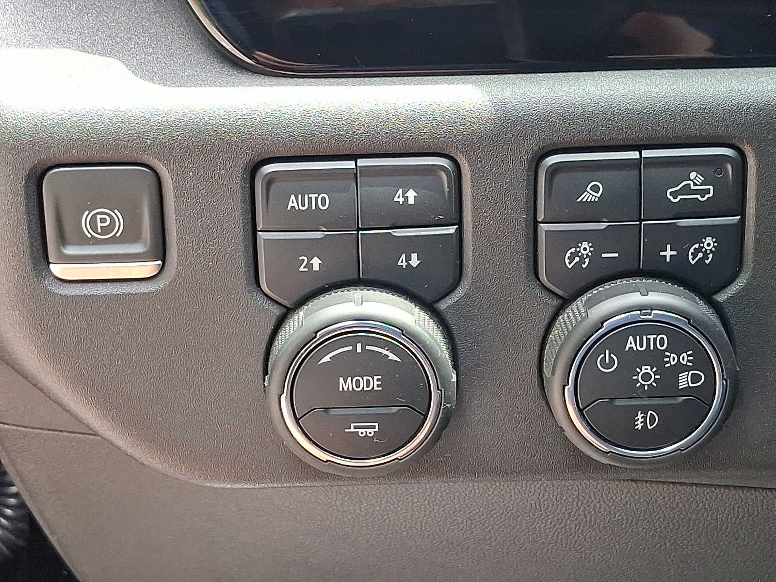 2023 Chevrolet Silverado 1500 4WD Crew Cab 157 RST