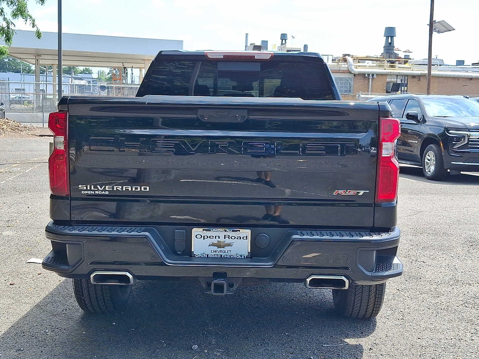2023 Chevrolet Silverado 1500 4WD Crew Cab 157 RST