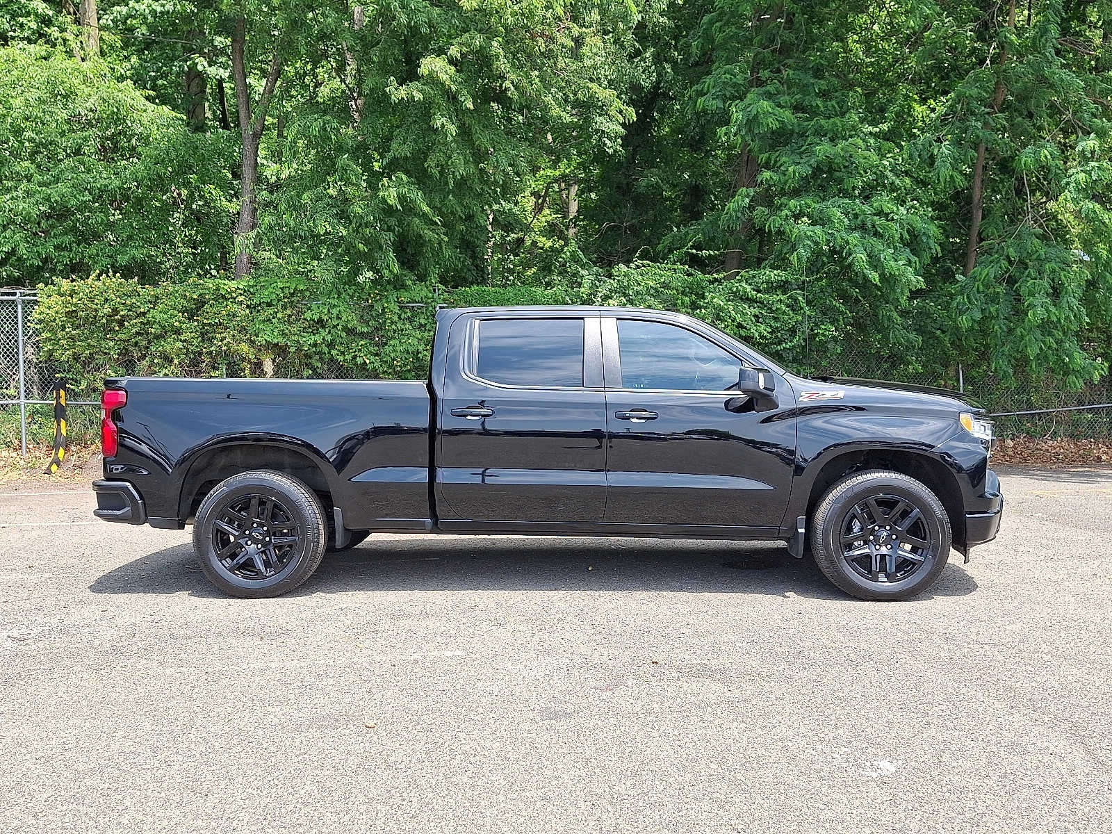 2023 Chevrolet Silverado 1500 4WD Crew Cab 157 RST