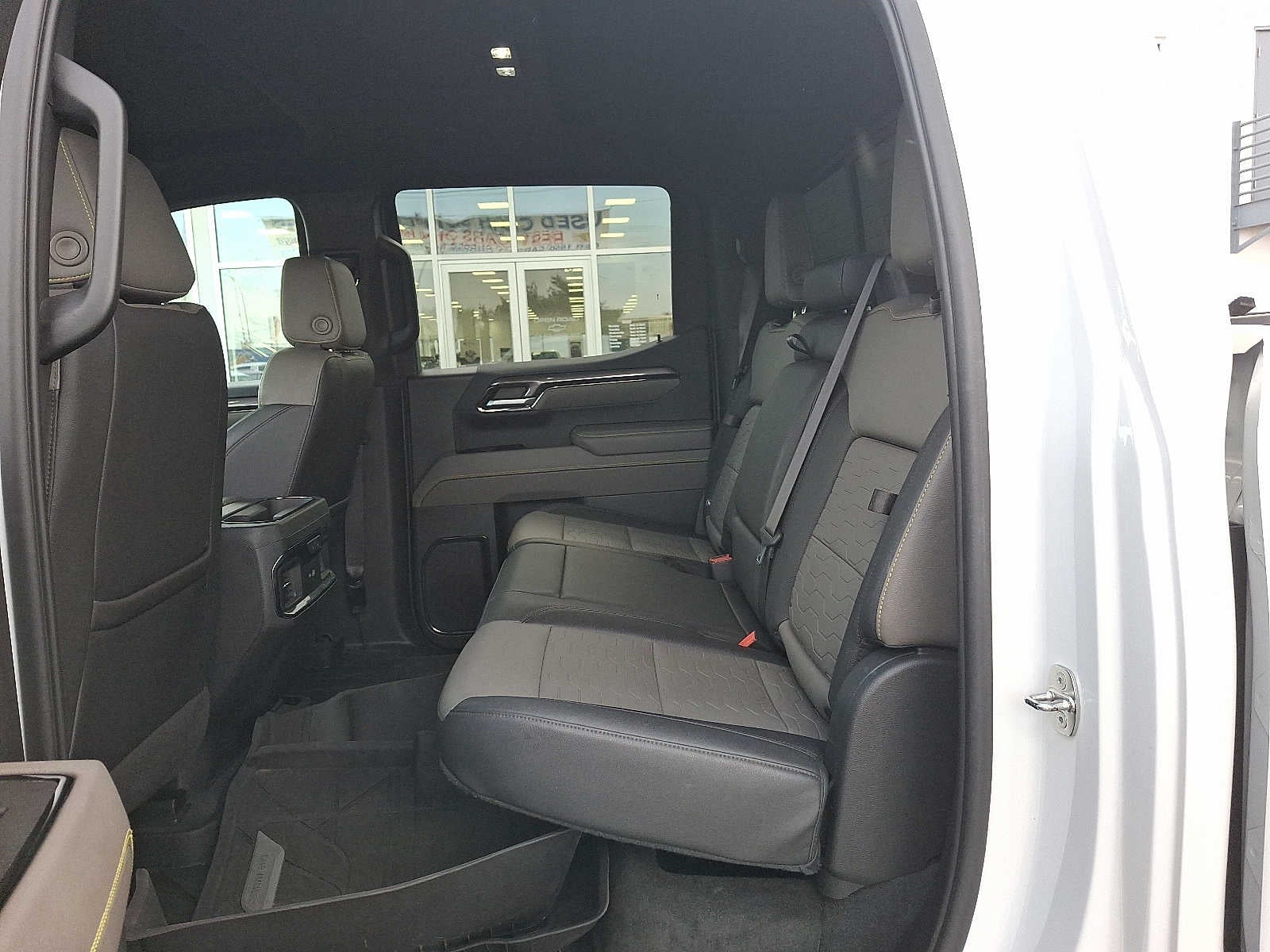 2022 Chevrolet Silverado 1500 4WD Crew Cab 147 ZR2