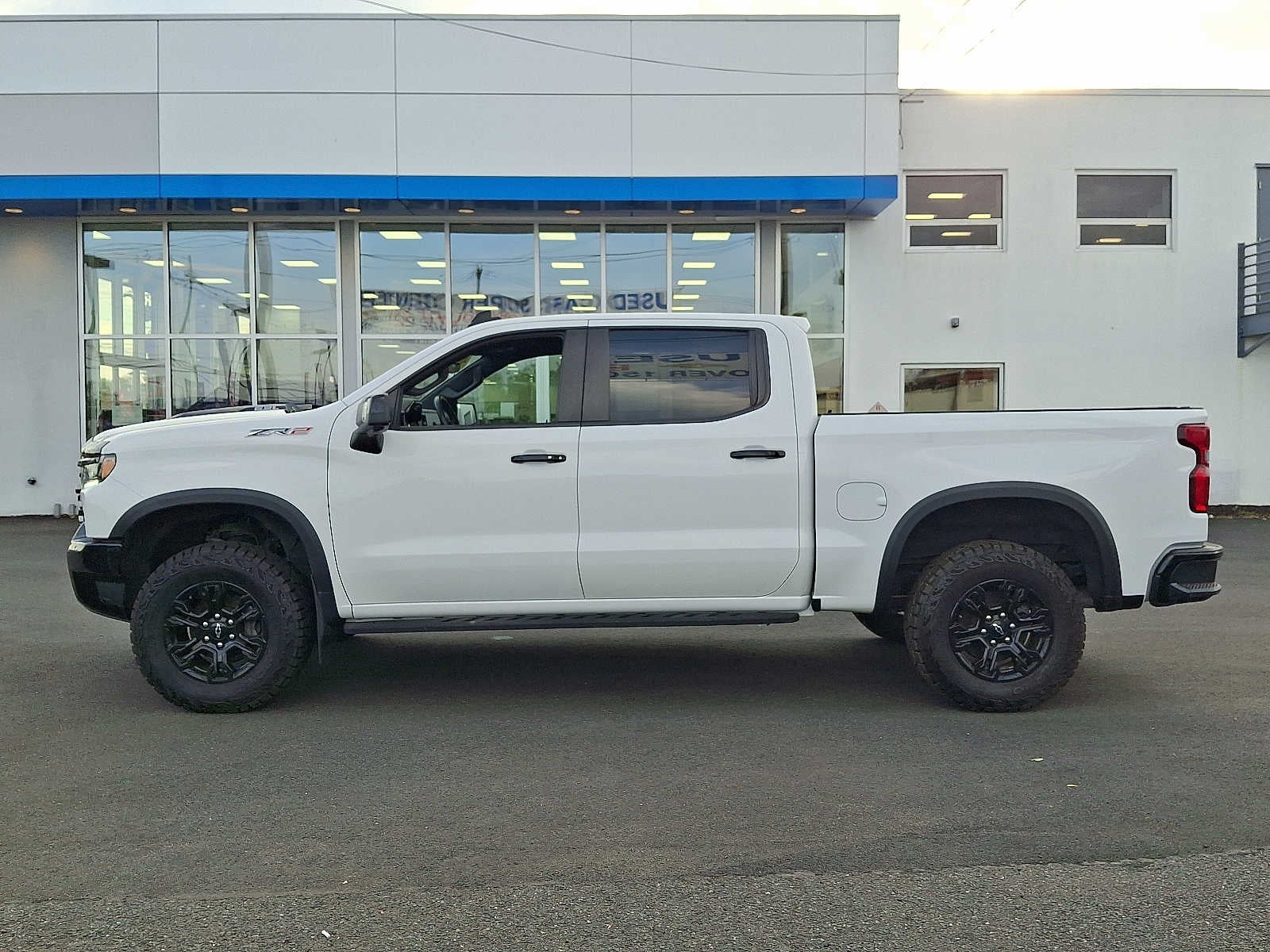 2022 Chevrolet Silverado 1500 4WD Crew Cab 147 ZR2