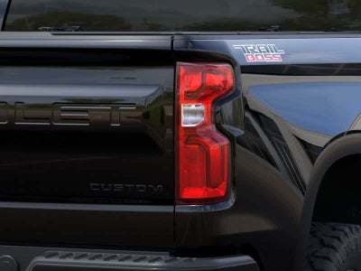 2026 Chevrolet Silverado 1500 4WD Crew Cab 147 Custom Trail Boss