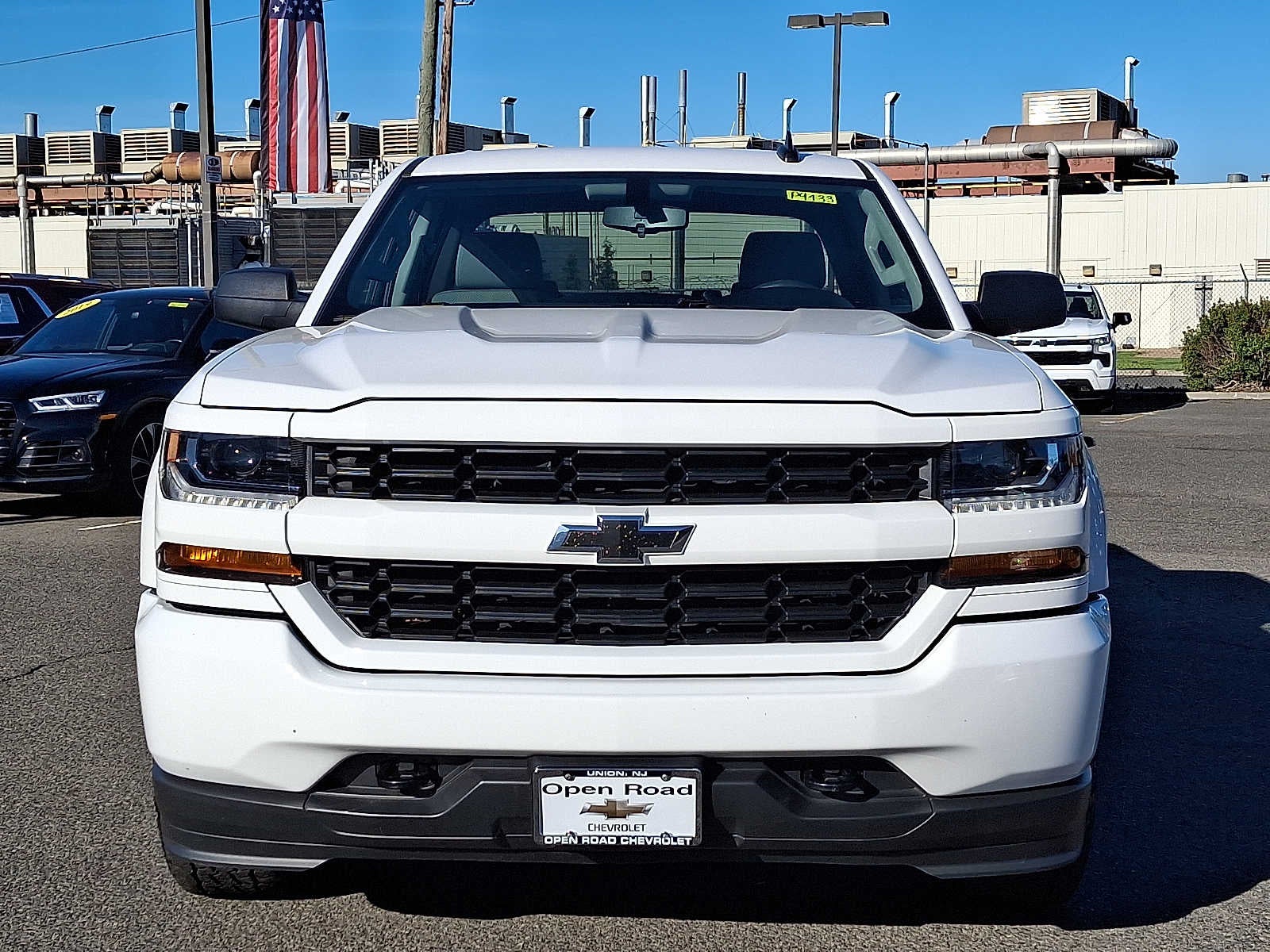 2018 Chevrolet Silverado 1500 4WD Crew Cab 153.0 Custom