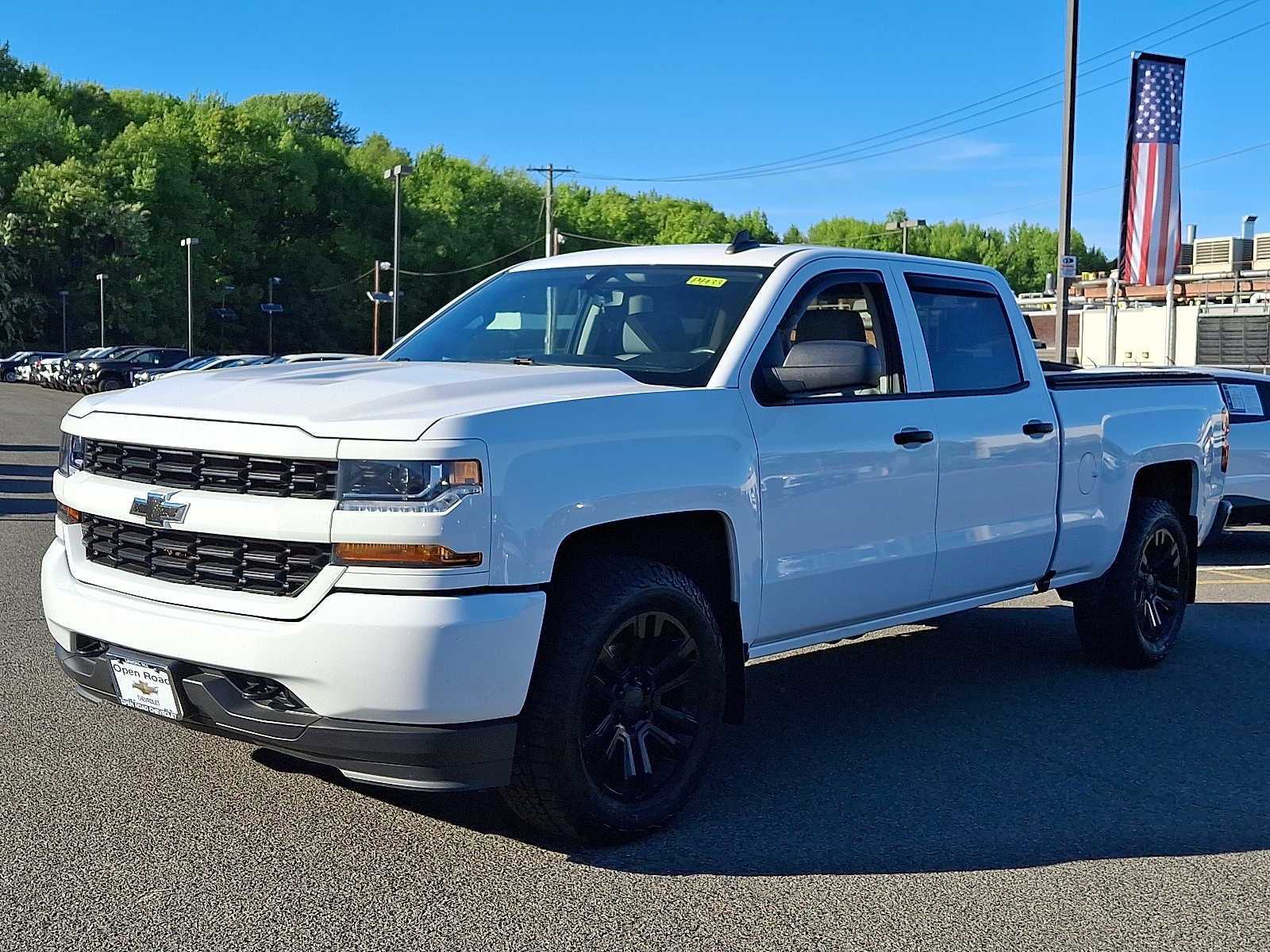 2018 Chevrolet Silverado 1500 4WD Crew Cab 153.0 Custom