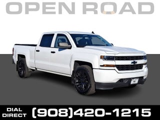 2018 Chevrolet Silverado 1500 4WD Crew Cab 153.0 Custom