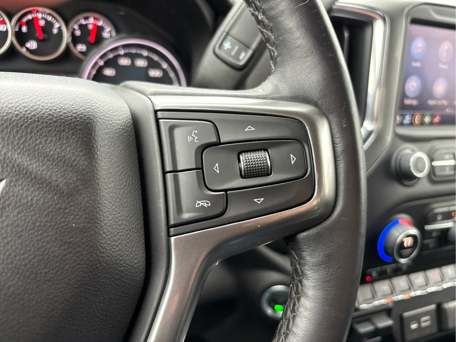 2022 Chevrolet Silverado 1500 LTD 4WD Crew Cab 147 LTZ