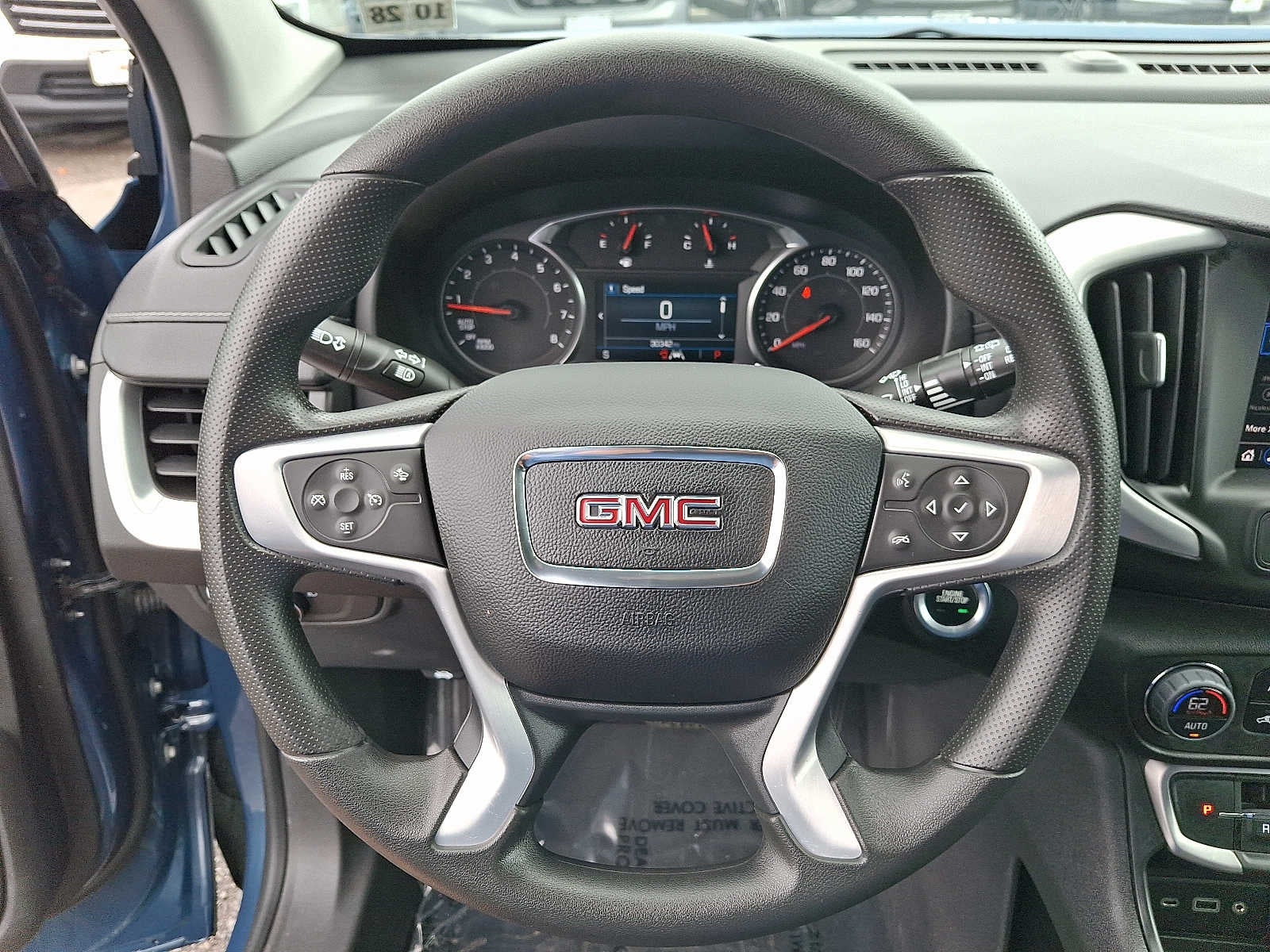 2024 GMC Terrain FWD 4dr SLE