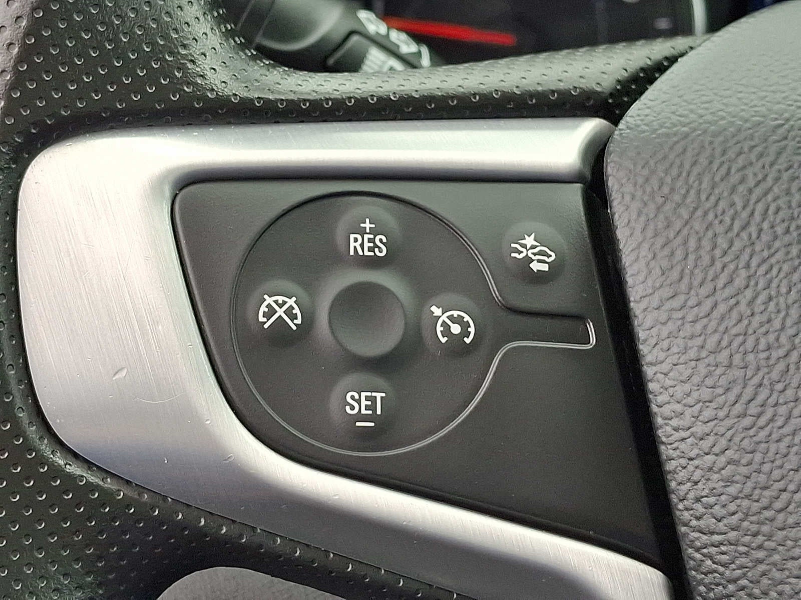 2024 GMC Terrain FWD 4dr SLE
