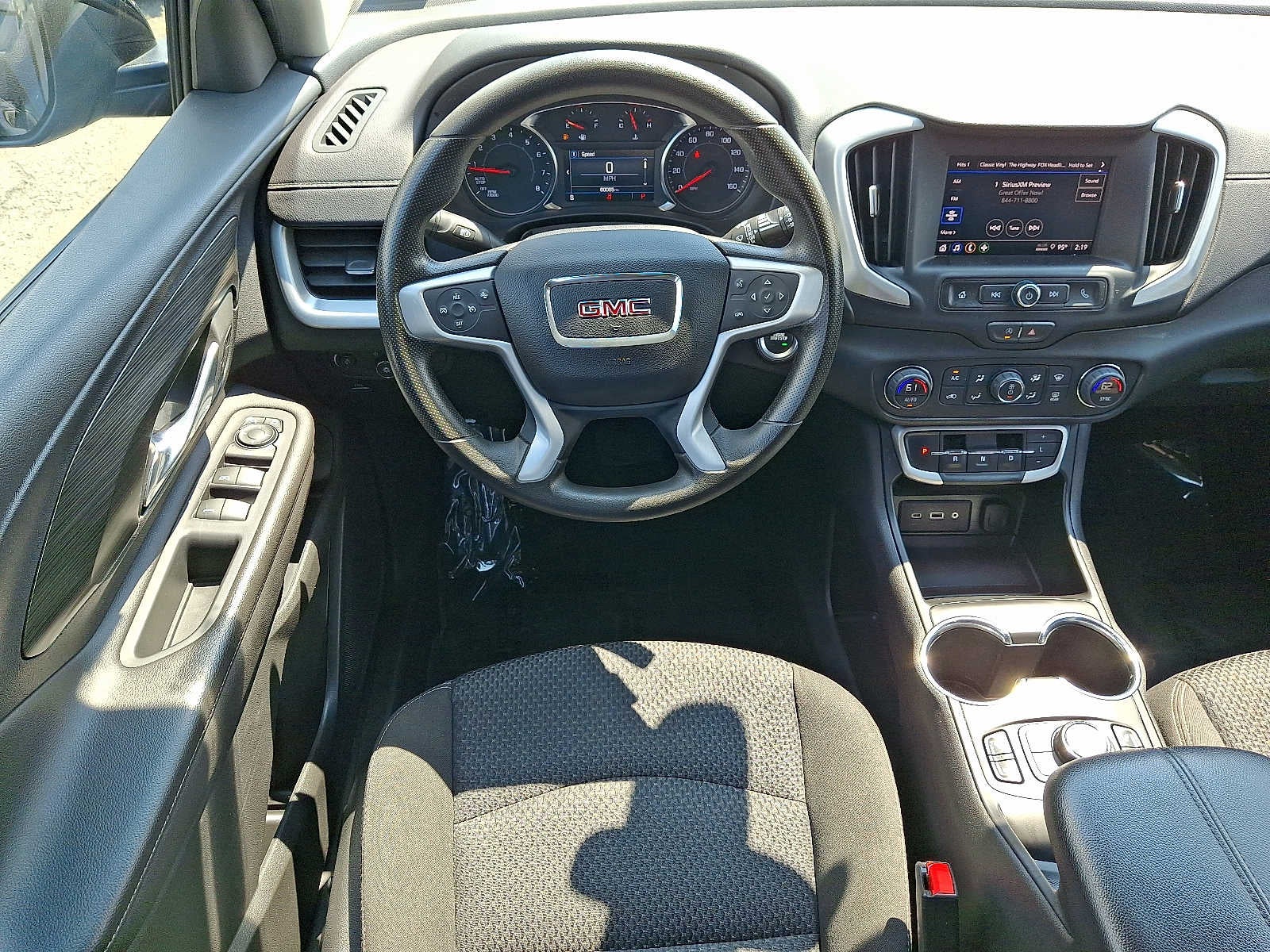 2023 GMC Terrain FWD 4dr SLE