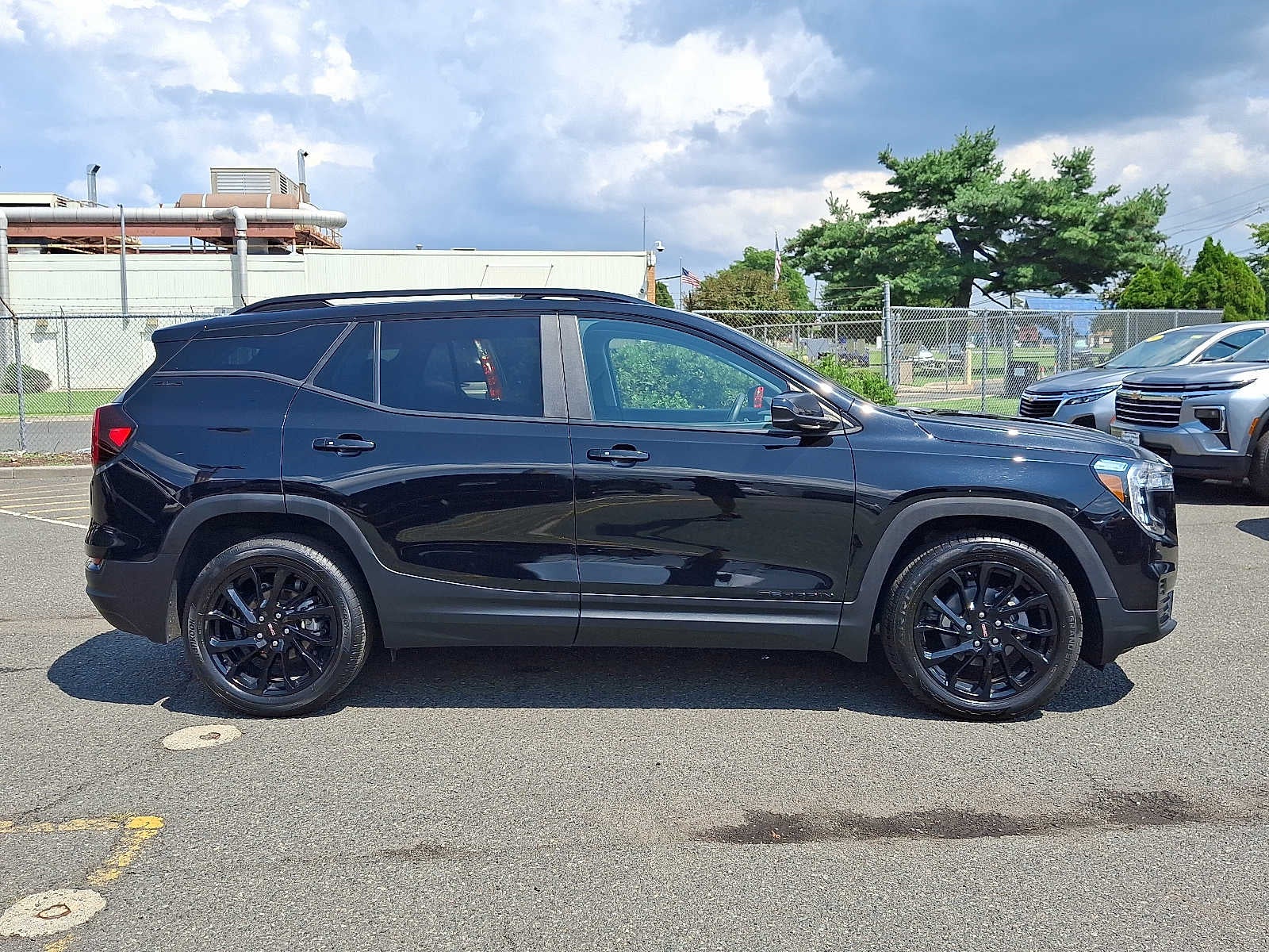 2023 GMC Terrain FWD 4dr SLE