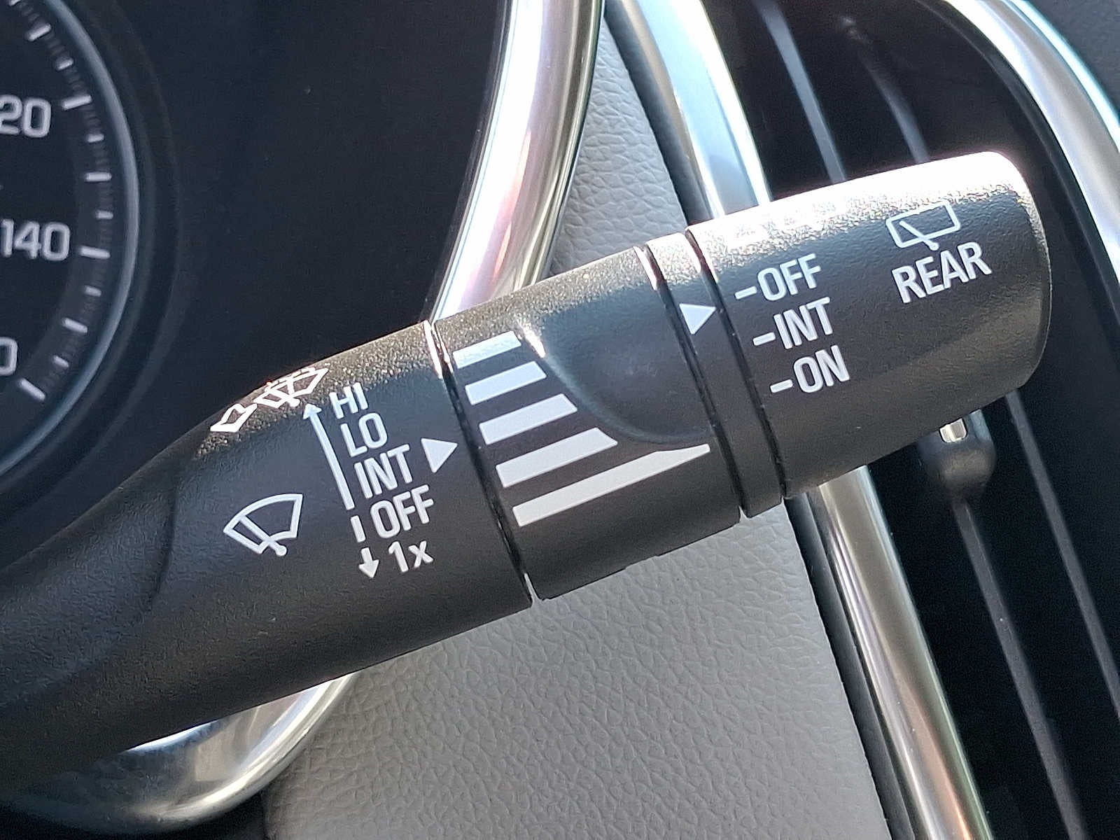 2024 Chevrolet Equinox FWD 4dr LS w/1LS