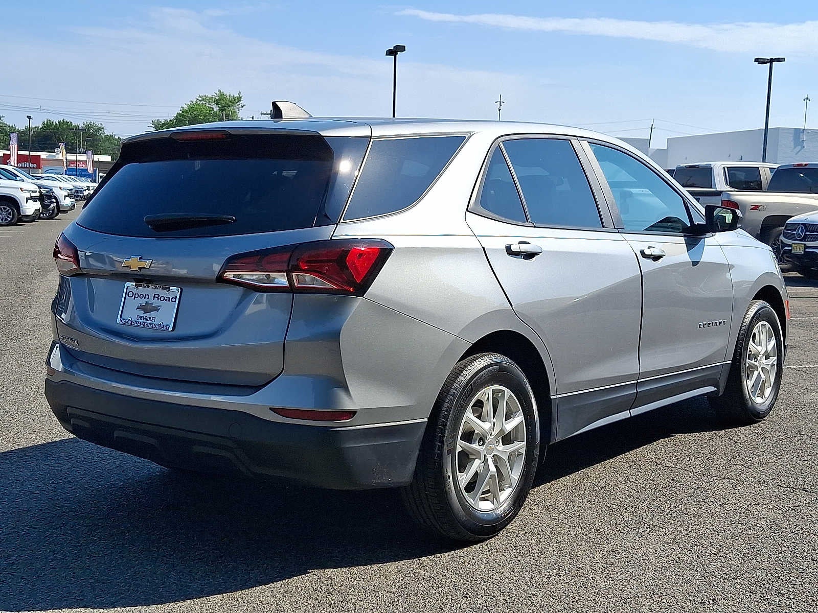 2024 Chevrolet Equinox FWD 4dr LS w/1LS