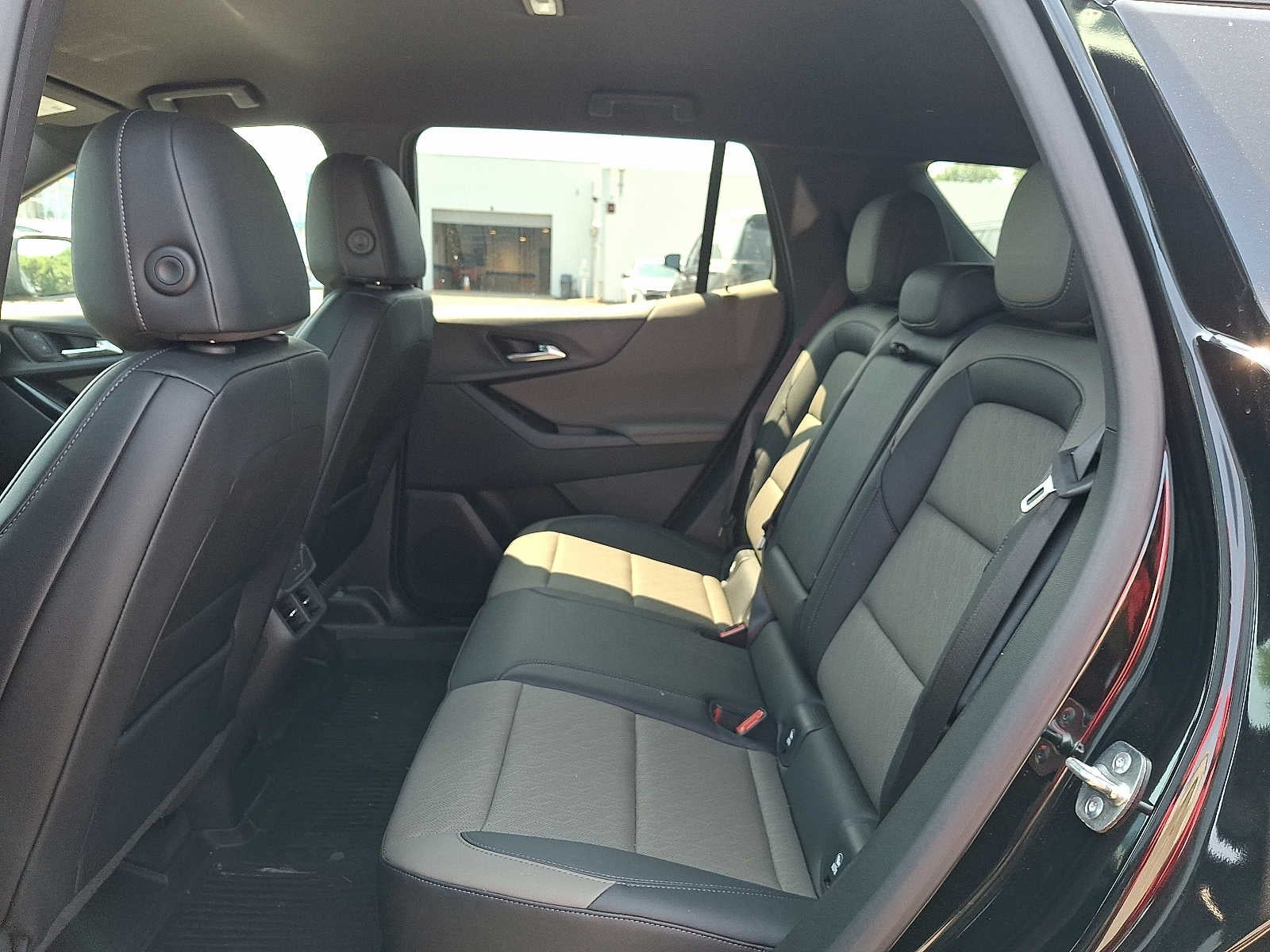 2026 Chevrolet Equinox AWD 4dr LT w/2LT
