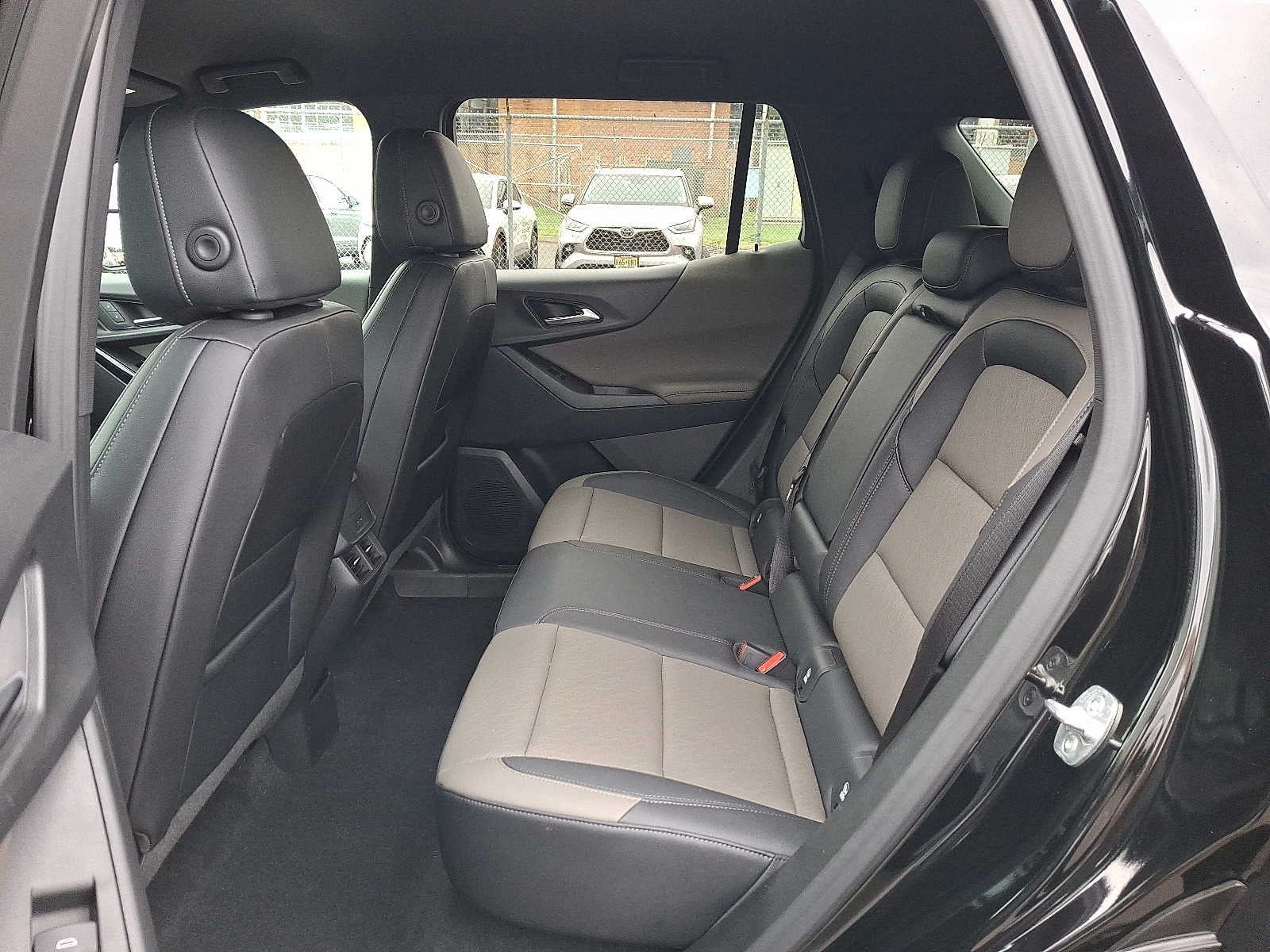 2026 Chevrolet Equinox AWD 4dr LT w/2LT