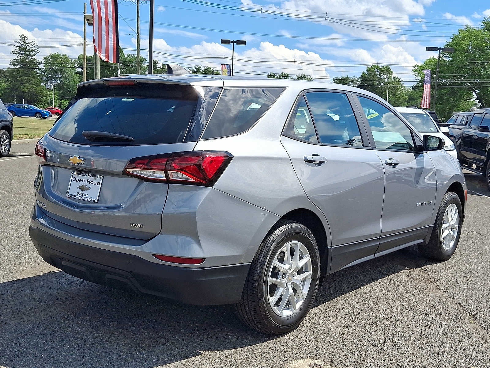 2024 Chevrolet Equinox AWD 4dr LS w/1LS