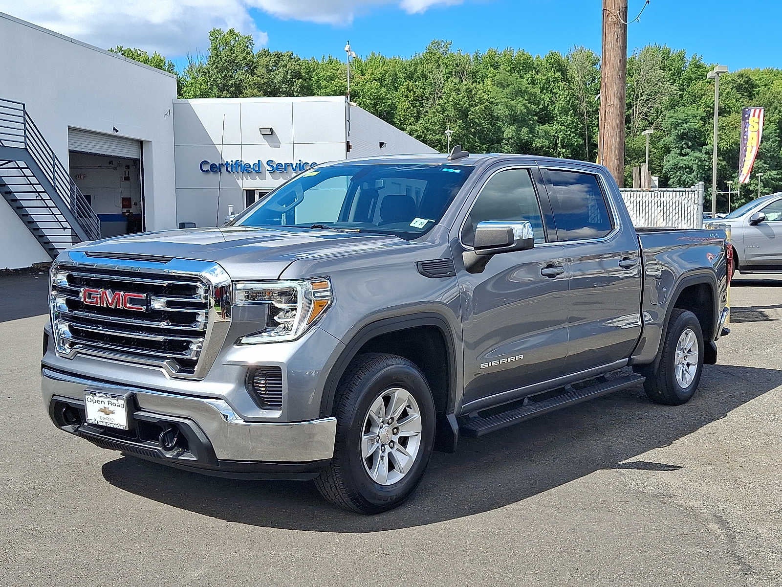 2022 GMC Sierra 1500 Limited 4WD Crew Cab 147 SLE