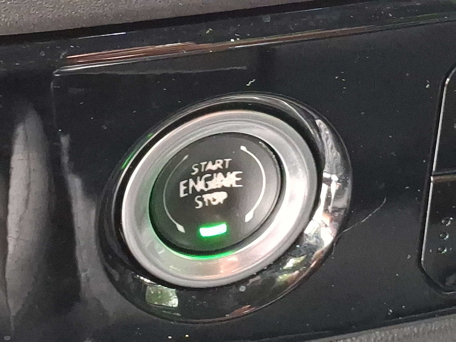 2024 GMC Sierra 1500 4WD Crew Cab 147 SLE
