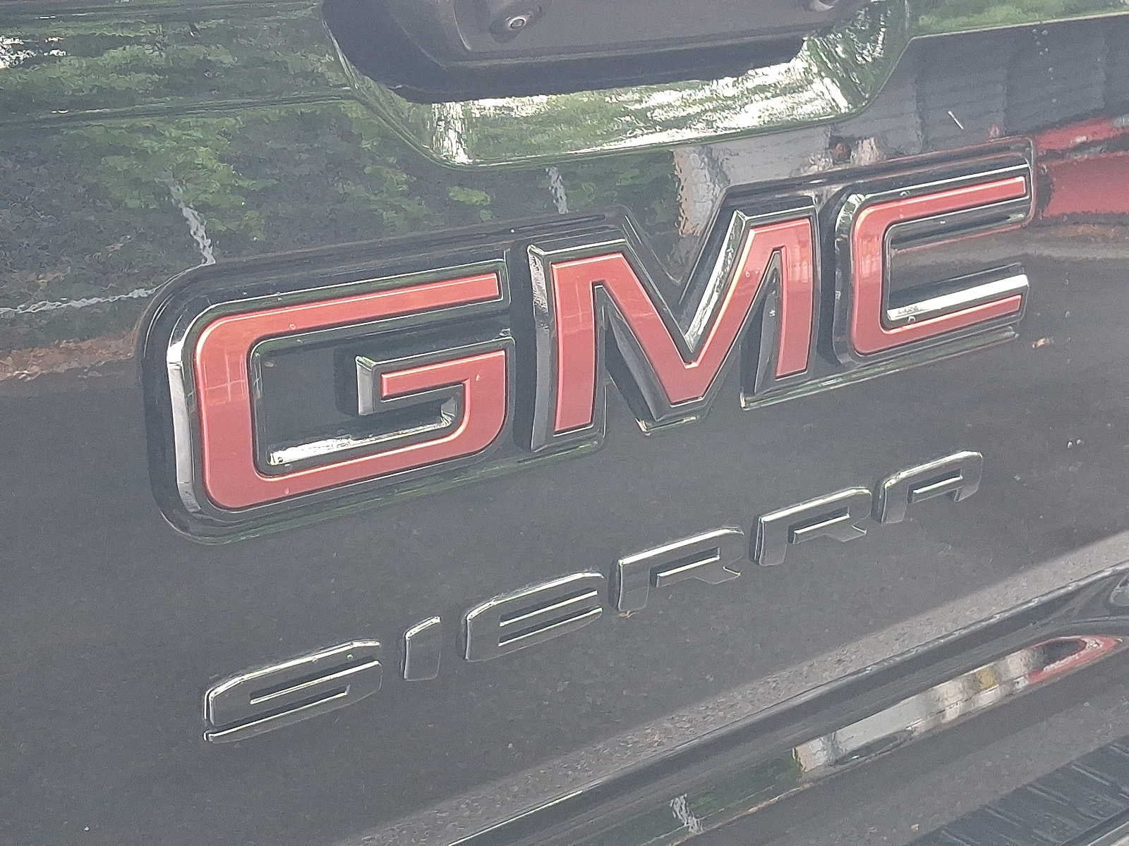2024 GMC Sierra 1500 4WD Crew Cab 147 SLE