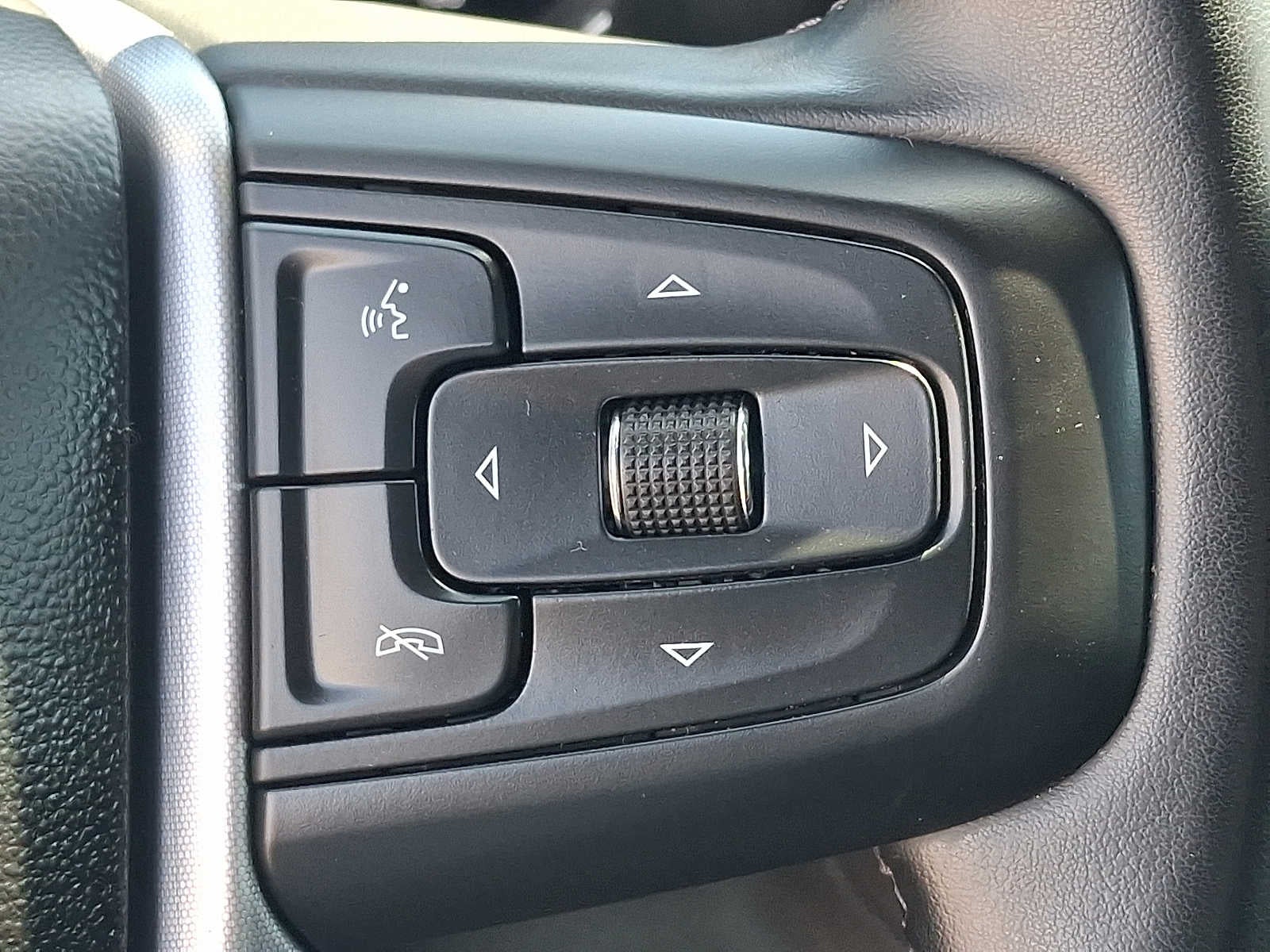 2024 GMC Sierra 1500 4WD Crew Cab 147 Elevation w/3VL