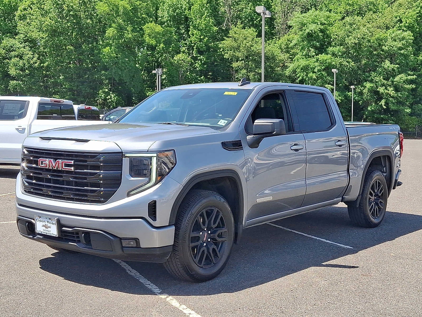 2024 GMC Sierra 1500 4WD Crew Cab 147 Elevation w/3VL