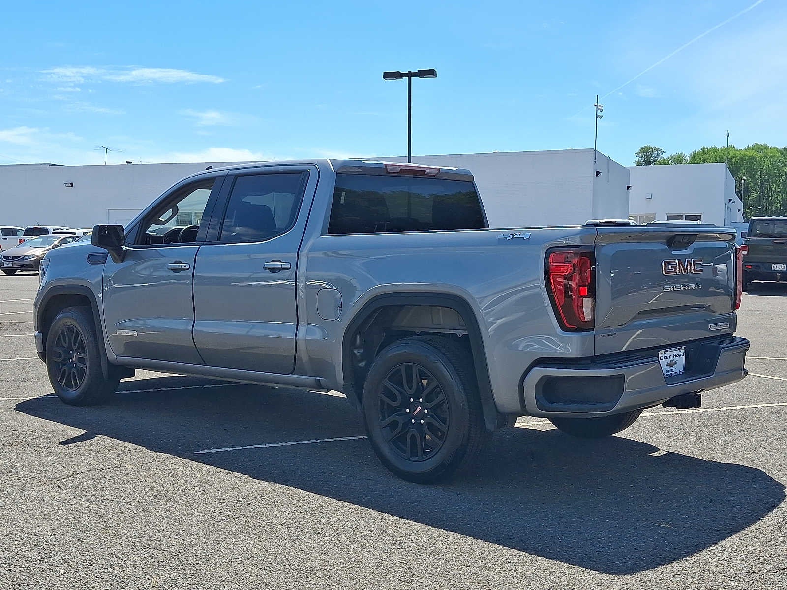 2024 GMC Sierra 1500 4WD Crew Cab 147 Elevation w/3VL