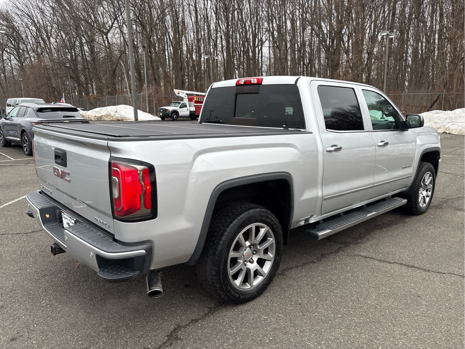 2018 GMC Sierra 1500 4WD Crew Cab 143.5 Denali