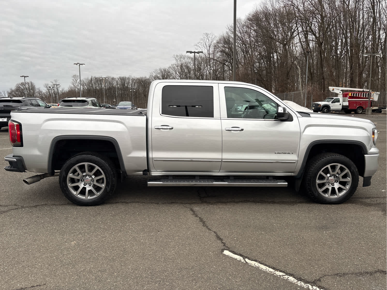 2018 GMC Sierra 1500 4WD Crew Cab 143.5 Denali